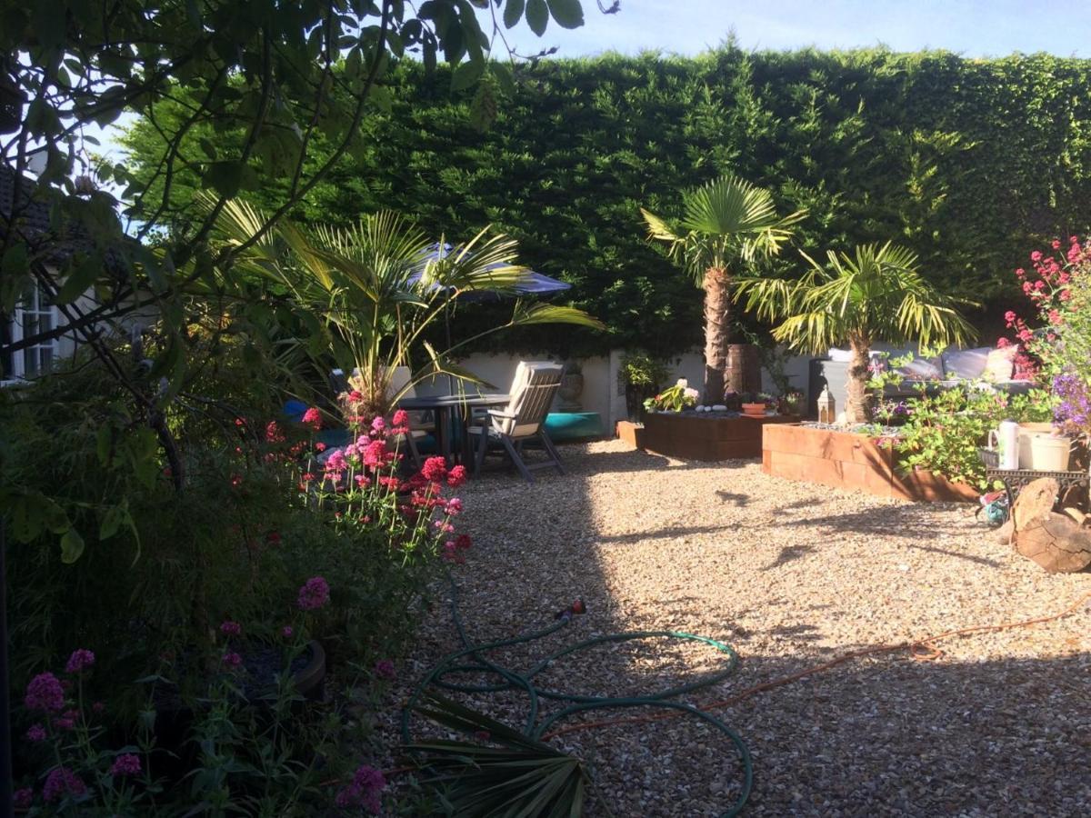 Guest Suite At 31 Little England Milborne Saint Andrew エクステリア 写真