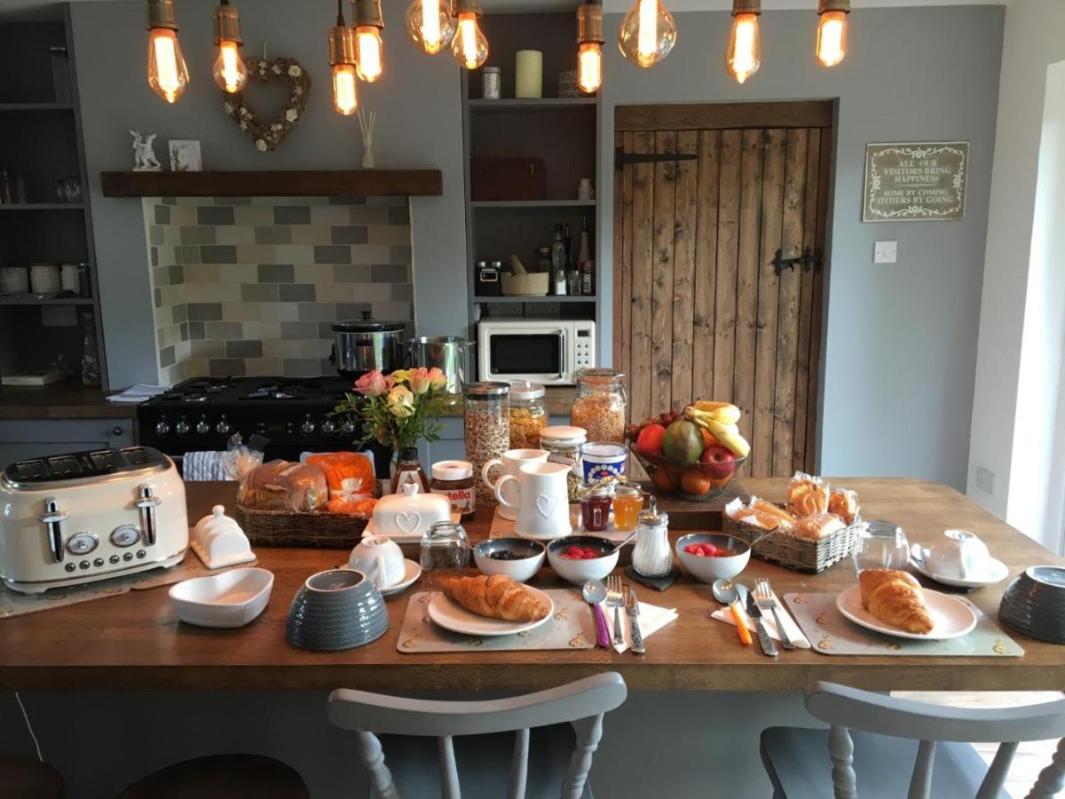 Guest Suite At 31 Little England Milborne Saint Andrew エクステリア 写真