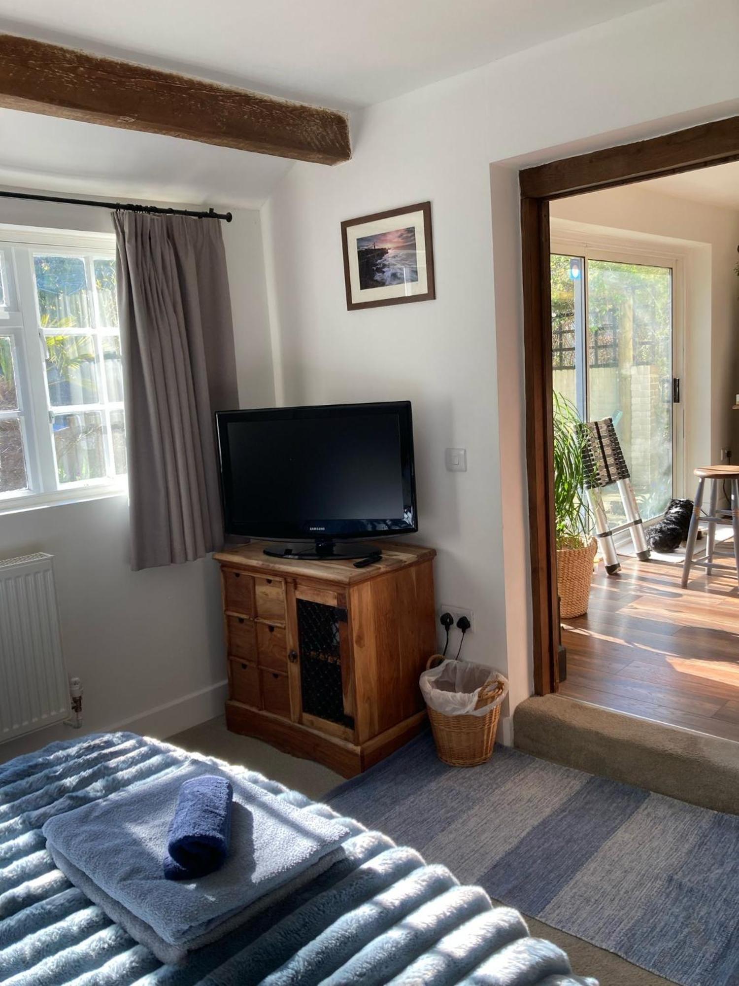 Guest Suite At 31 Little England Milborne Saint Andrew エクステリア 写真
